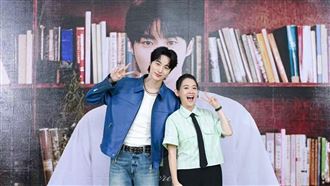 曾寶儀中秋破例主持見面會　揭邊佑錫暖舉