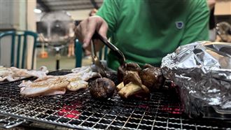 中秋烤肉大餐後　喝咖啡＋綠茶有助代謝？