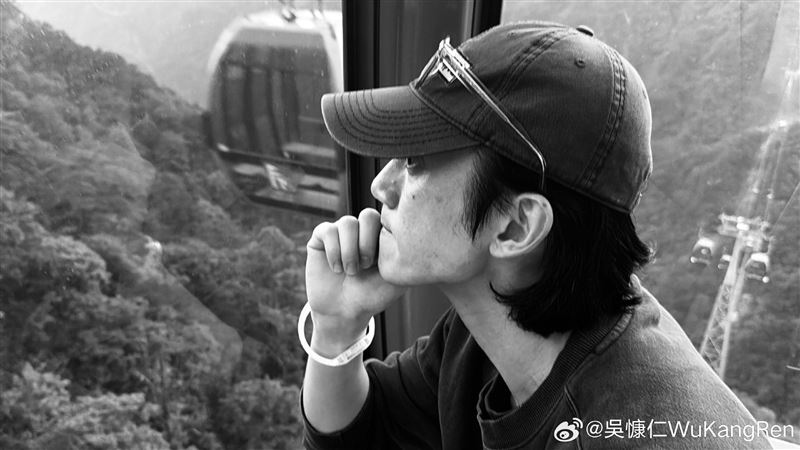 吳慷仁中秋節前往中國安徽旅遊。（圖／翻攝自微博）