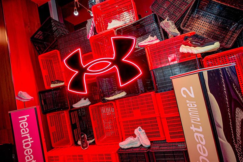 「UA HEARTBEAT Runner 2跑鞋」踩出跑步心浪潮。（圖／品牌業者提供）