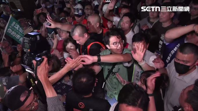 不對蔣甘蔗做文章!沈伯洋被狂讚再爆金句