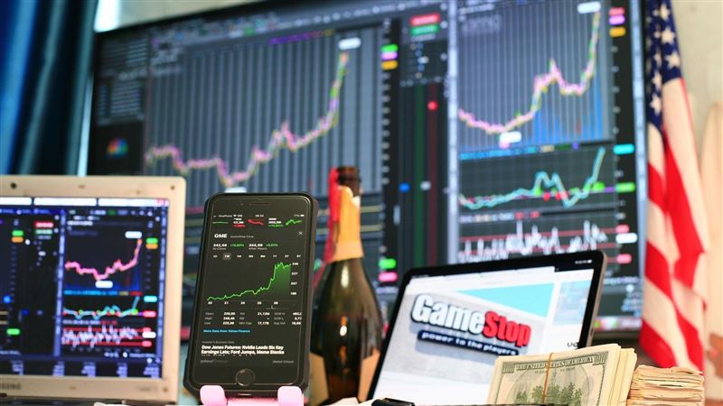 AI支出破1兆鎂！法人欽點3檔金三角ETF