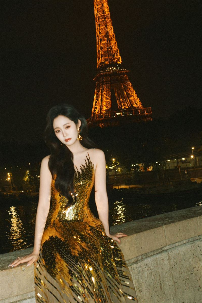 中國女星萬千惠擁有高人氣。(圖/翻攝自萬千惠微博)