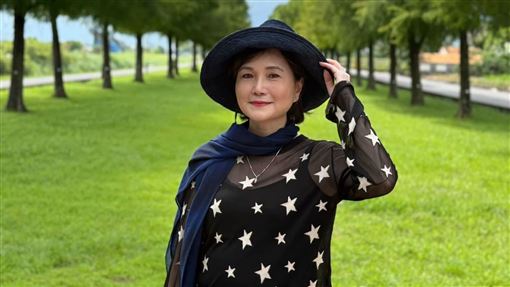 名牌絲巾掉電桿旁8小時　沈春華奇蹟尋回