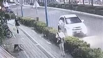 新北情侶街頭互毆　無辜幼子目睹嚇壞了