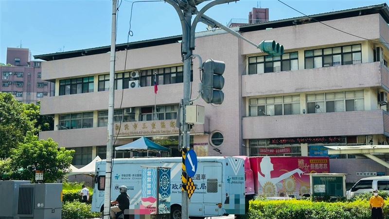 三重聯醫「第三醫療大樓案」通過,三重衛生所原址將改建為第三醫療大樓,最快預計於123年完工。(圖/新北城鄉局提供)