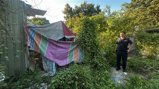 新／高雄驚見乾屍倒臥草叢　身旁遺留機車