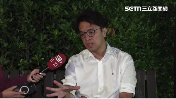 沈伯洋期盼能讓民眾輕鬆走進競總,也說最期待將初音擺上指定位置