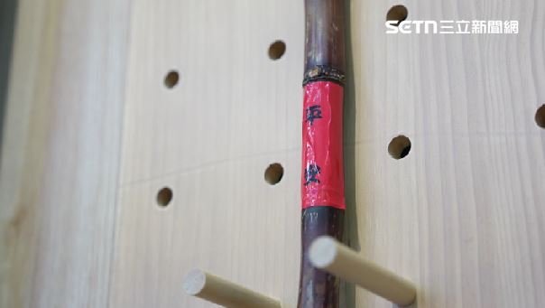 沈伯洋競總擺放著近期最具話題性的甘蔗