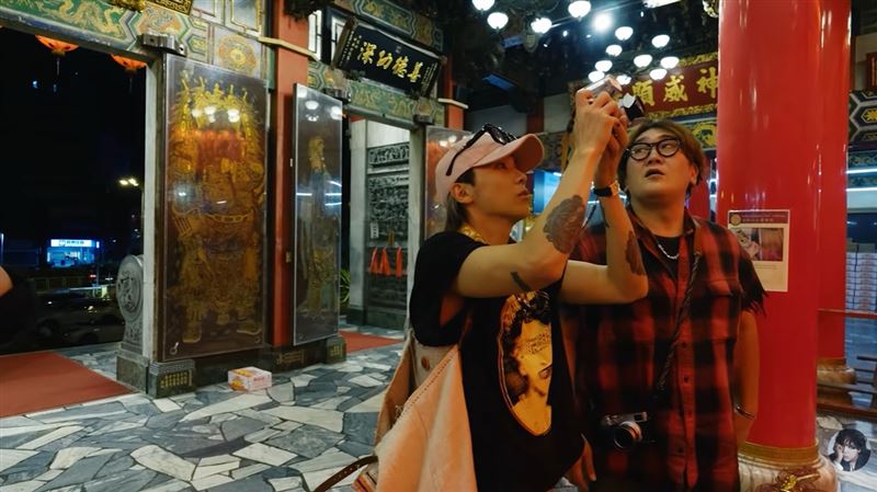 FTISLAND主唱李洪基近日因演唱會來到高雄,特別更新YouTube影片記錄這趟旅程。(圖/翻攝自YouTube-홍기종기 (이홍기))