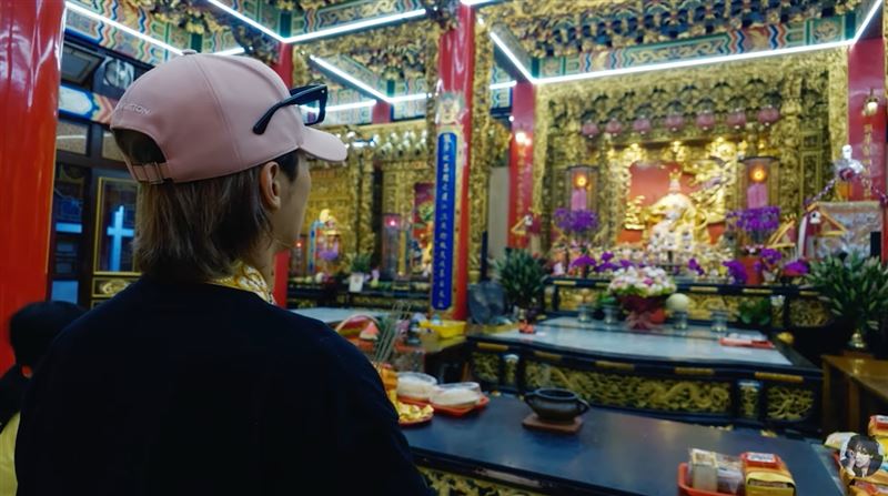 FTISLAND主唱李洪基近日因演唱會來到高雄,特別更新YouTube影片記錄這趟旅程。(圖/翻攝自YouTube-홍기종기 (이홍기))