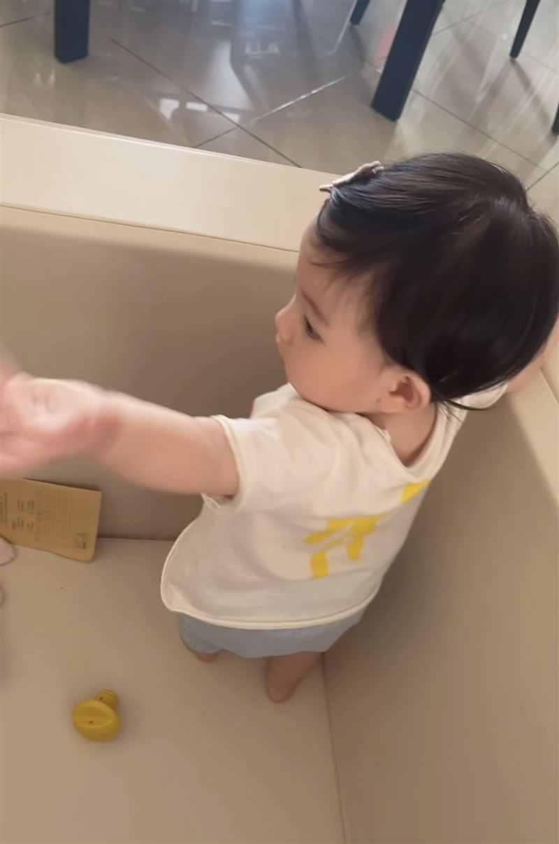 郭富城女兒罕見曝光側臉。(圖/翻攝自IG)