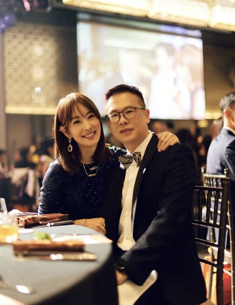 賈永婕婚後育有2女一子。(圖/翻攝自IG)