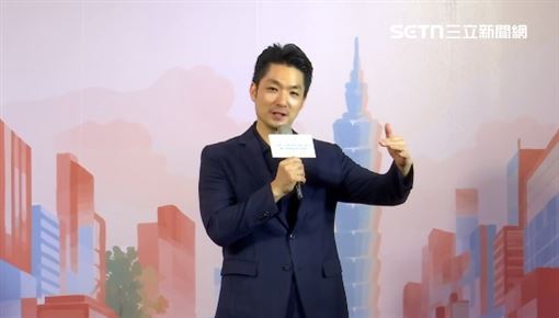 蔣萬安表示，要學習韓國瑜的精神，臉被丟泥巴仍笑臉迎人（圖／翻攝畫面）