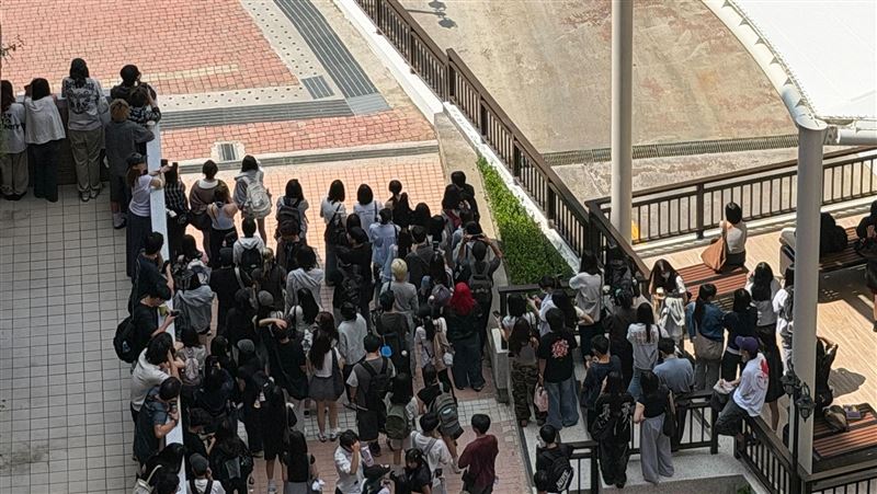 世新刪行政人力買PS5？學團喊教育部介入