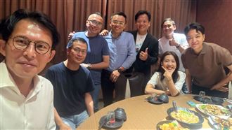 不鳥鄭麗文！8藍委合體黃國昌挺邱臣遠