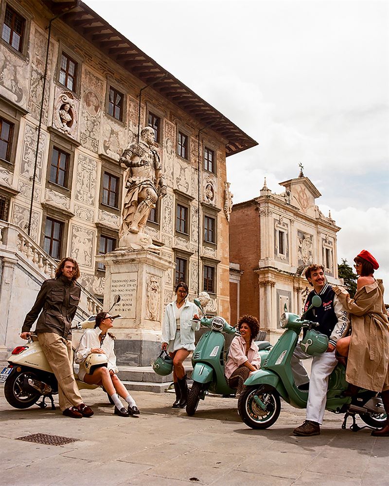 Vespa GTS 80周年特仕版以GTS 300 Super Tech為基礎打造。(圖/Vespa提供)