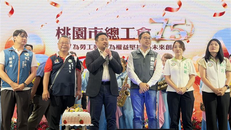 黃世杰同台洪申翰：要當「勞工的市長」