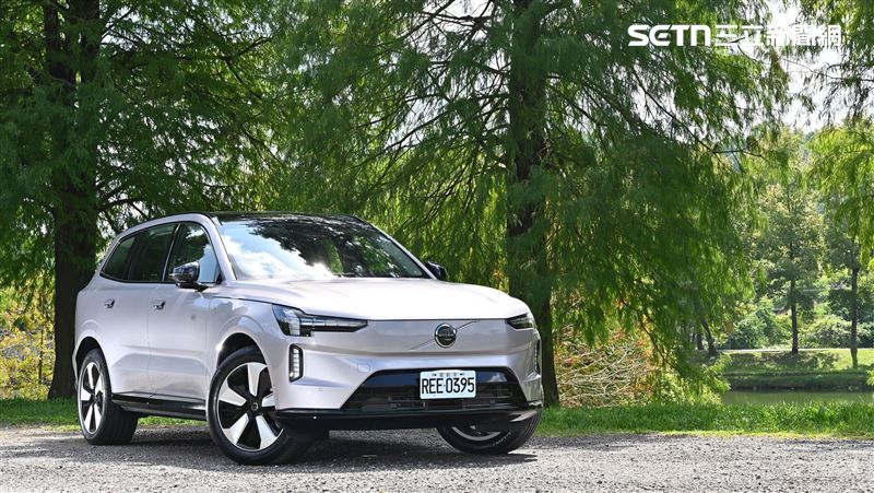 不拚馬力卻讓人上癮　Volvo EX90試駕揭密