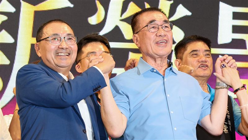 雙北觀光論壇合體侯蔣　李四川籲挺自家人