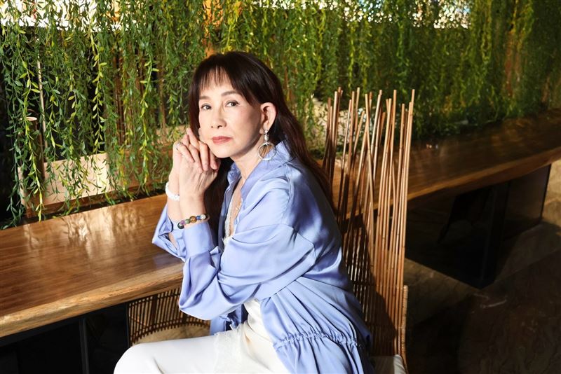 但周丹薇並未放棄,轉戰演員不僅勇奪國際大獎,甚至進一步完成碩士學業。(圖/記者田俊彥攝影)
