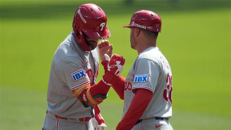 舒瓦伯哈波背靠背炸裂 費城人退勇士打G3