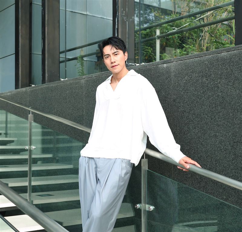 潘君侖接受《三立新聞網》專訪。(圖/記者田俊彥攝影)