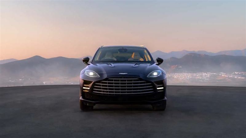 Aston Martin DBX GT性能休旅。(圖/翻攝Aston Martin網站)