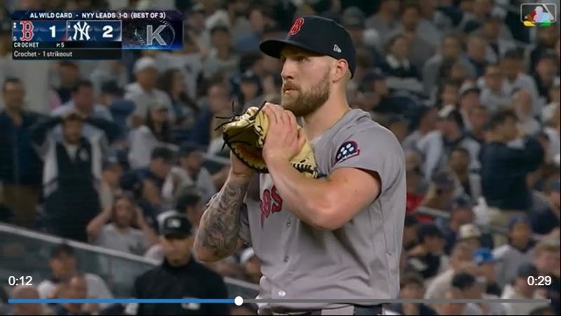 克羅謝(Garrett Crochet)外卡殊死戰登板沒有抓下出局數退場。(圖/翻攝自MLB官網)