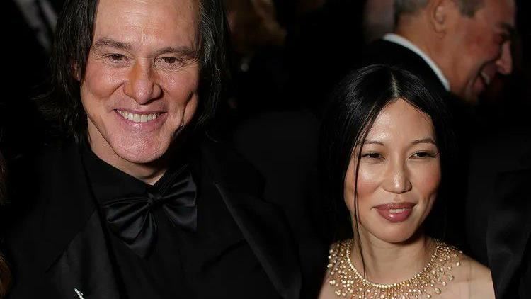 64歲男星三度結婚 甜娶小32歲女友