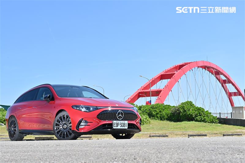 CLA 250+ Shooting Brake with EQ Technology,兼具外型與實用需求。(圖/記者鍾釗榛攝影)