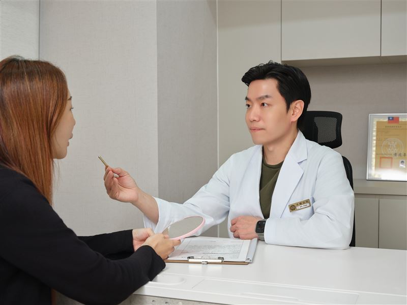 醫師提醒,療程仍應依照個人的肌膚狀況、老化程度及治療部位,由專業醫師評估後選擇適合的療程。(圖/業者提供)