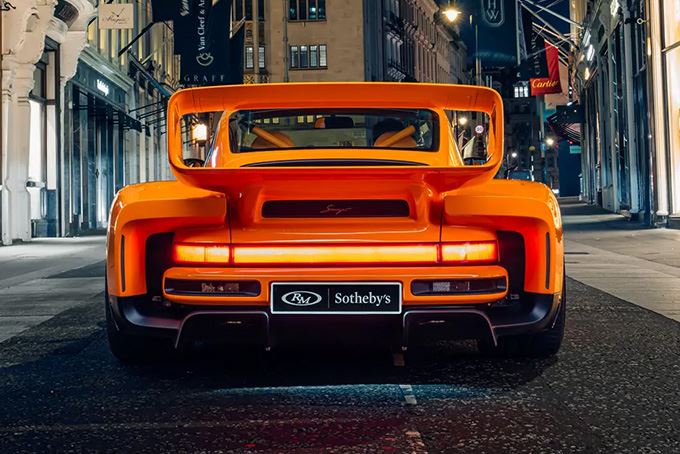 車主因為鍾愛自然進氣，決定轉售採用渦輪引擎的911 DLS Turbo Firefly。（圖／翻攝Sotheby’s網站）