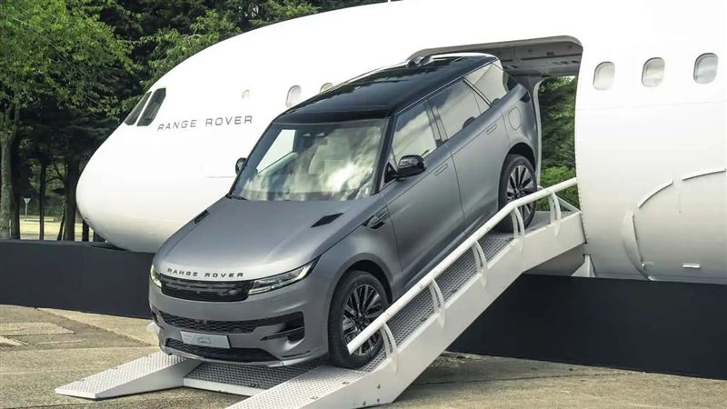 Range Rover Sport電動休旅。(圖/翻攝JLR網站)
