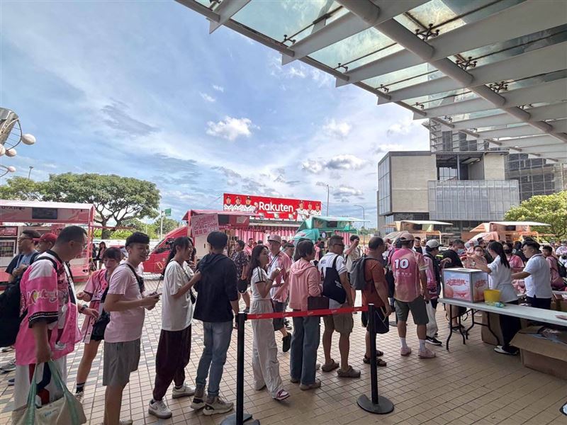 樂天桃猿水蜜桃趴10/3回歸 拉拉山隱藏版水果接棒、桃園農產進球場