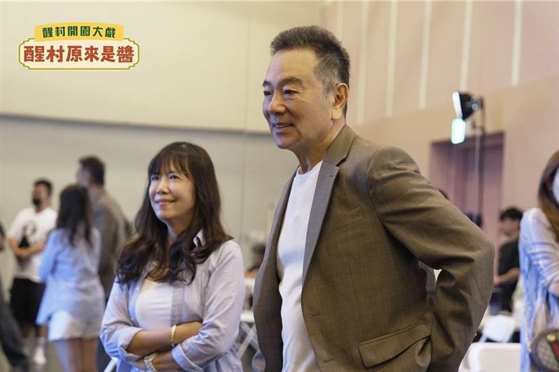 張晨光一開口講台詞,強大的情感渲染力便震撼全場,讓不少工作人員感動落淚。(圖/翻攝自臉書)