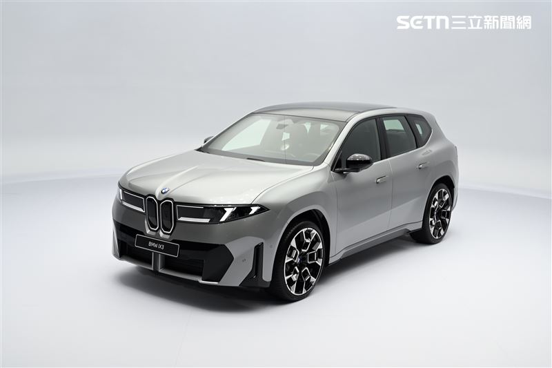 全車系採用800V高壓架構與第六代BMW eDrive科技。(圖/記者鍾釗榛攝影)
