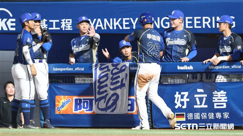 富邦悍將季後賽希望還沒破滅。(圖/記者劉彥池攝影)
