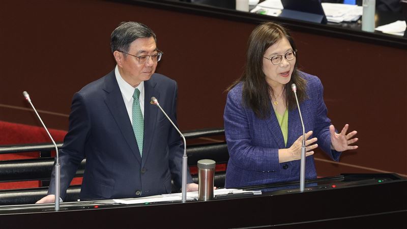 管碧玲：贈菲除役艦不會對台漁船執法