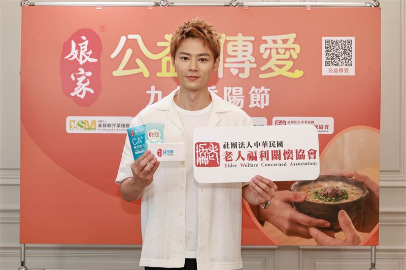羅子惟分享日常保養習慣,表示工作再忙也要記得吃三餐、好好休息,才能迎接拍攝挑戰。(圖/民視提供)