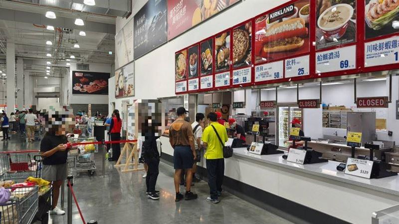 好市多新制威力驚人！熟食區排隊人龍消失