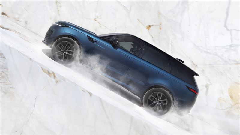 Range Rover Sport Electric雙馬達可輸出550匹馬力。(圖/JLR提供)