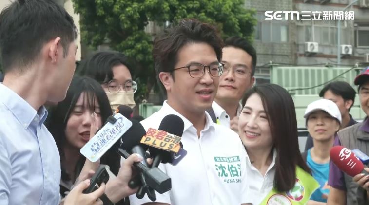 沈伯洋出席鍾佩玲競總成立大會前受訪(圖/翻攝畫面)