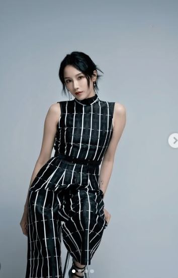 前女子團體ROOMIE成員安柏兒驚傳遭前經紀人性騷擾。(圖／翻攝自IG）