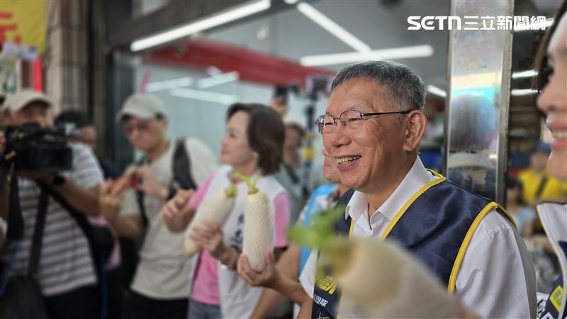 柯文哲說,高雄打得太沈悶,沒有一場戰爭用防守打的,直言「賴瑞隆太好打了」。(圖/翻攝畫面)