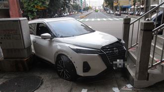 台中男毒駕失控暴衝！波及3台體大生送醫