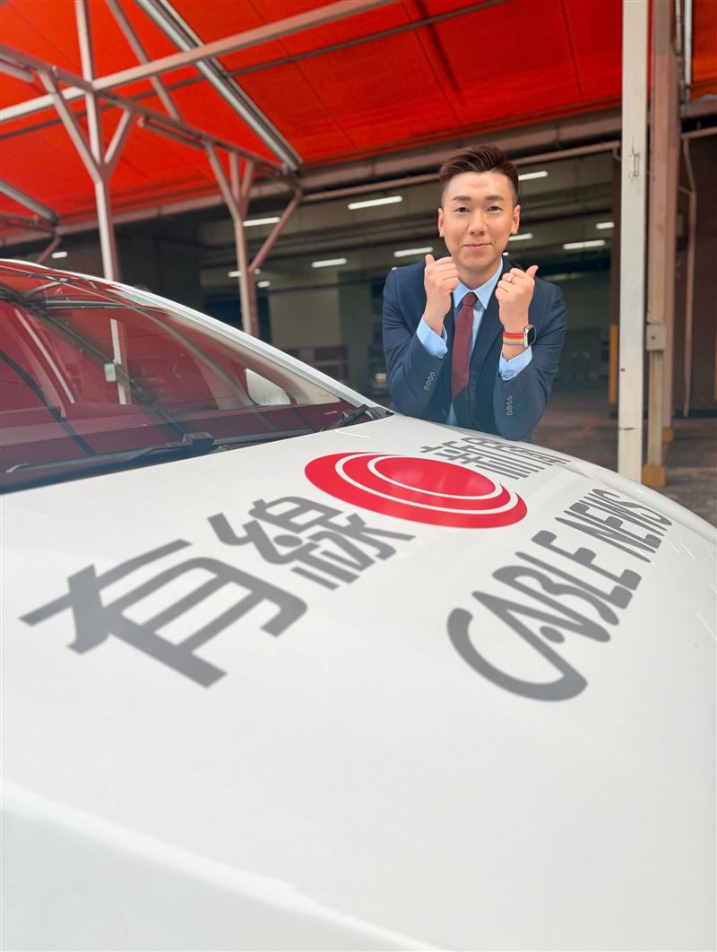 前主播陳書君宣布和交往六年的男友結婚。(圖/翻攝自IG @帳號)