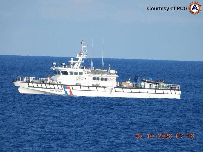 3艘台灣海巡艦艇也出現在相關水域監視中國研究船「嘉海科7號」。(圖/翻攝自X平台 @News5PH)