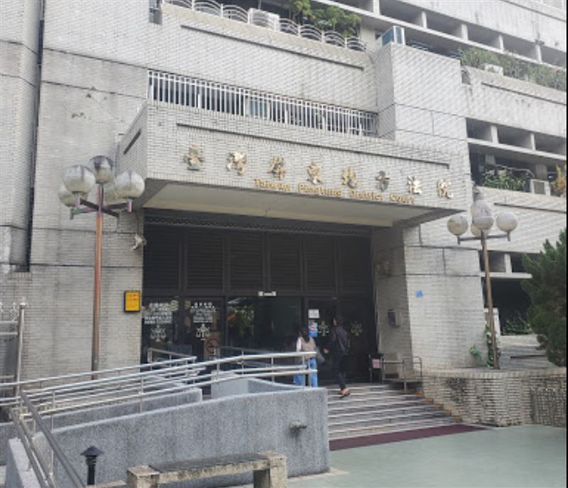 屏東周姓男子拐騙一名中度智能障礙的女子到國小的廁所內性侵得逞,屏東地院審理後,依對心智缺陷之人強制性交罪判處有期徒刑4年。(翻攝畫面)