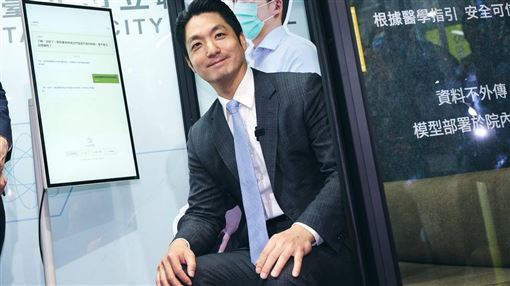 她曝蔣萬安「揚留」　數位圍城已創紀錄